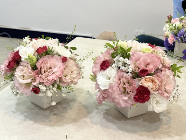 房屋入厝小桌花
