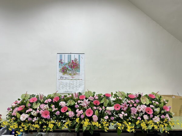 靈桌供花